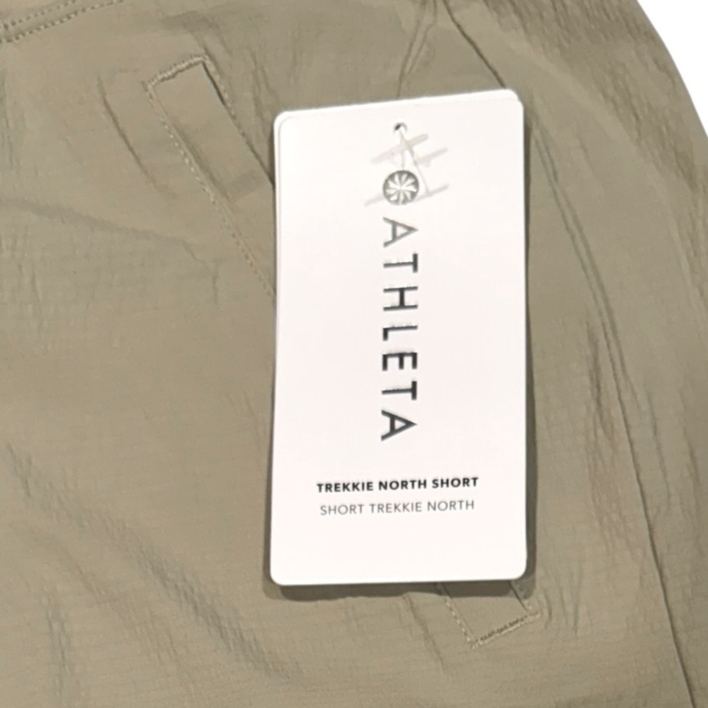 ATHLETA Trekkie North Short UPF Secure Pockets Tan Neutral NWT 16 - Picture 3 of 13